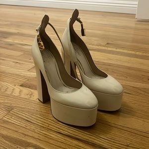 VALENTINO GARAVANI TAN GO PLATFORM
